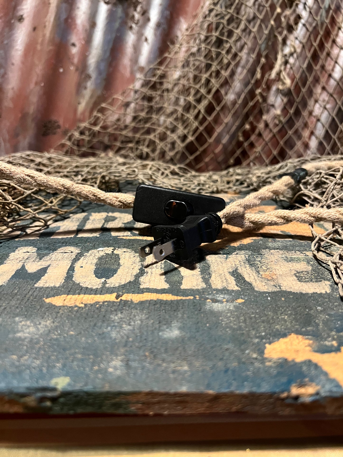 “Goth” Tiki Jade Tile Lamp